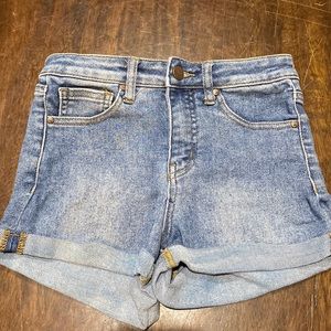 Women’s tillys shorts